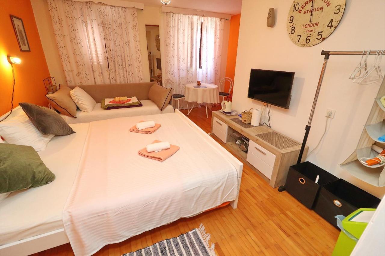 Guest House Jungher Korčula Eksteriør billede