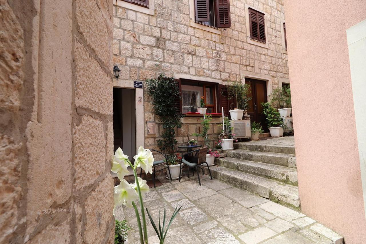 Guest House Jungher Korčula Eksteriør billede